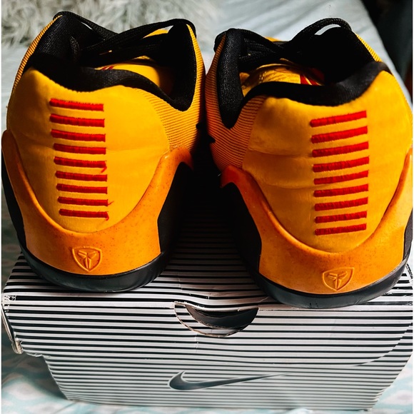 Kobe 9 Bruce Lee. Size 7 men’s - Picture 3 of 7